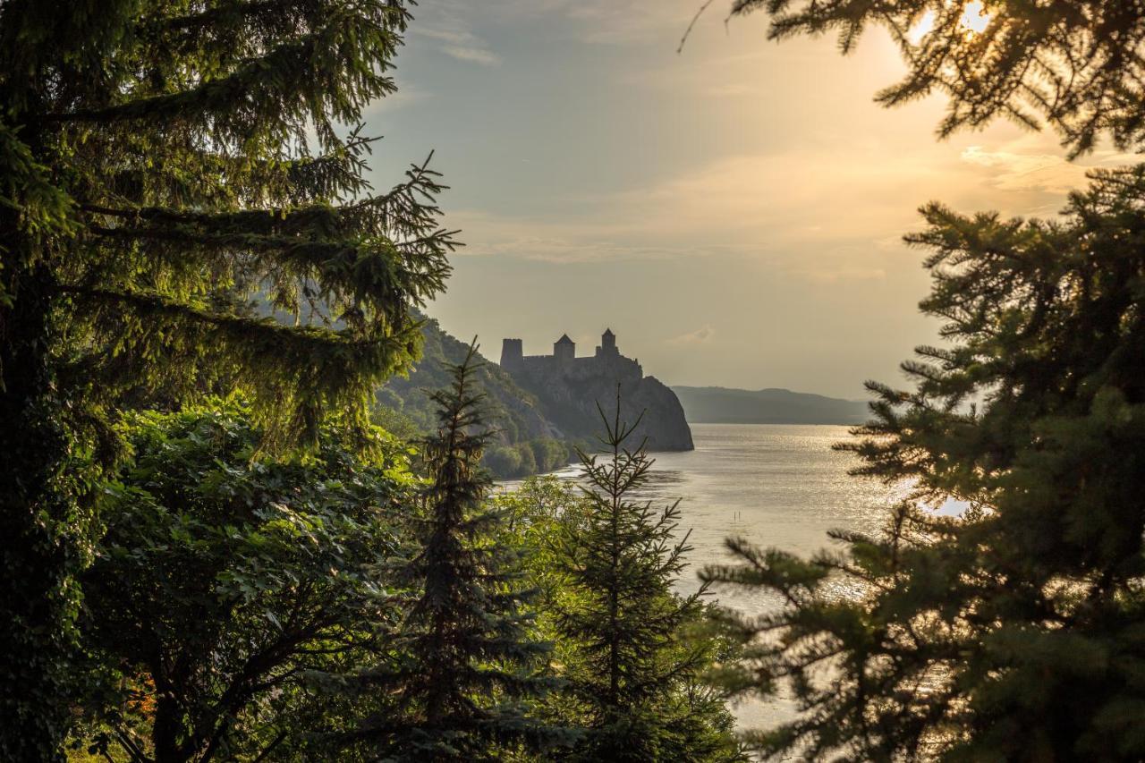 Vila Dunjarica Golubac Exteriör bild